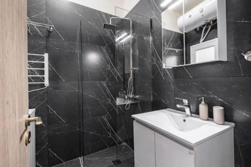 So36 Filoxenia Place Like Home In Koukaki-Near Metro เอเธนส์ ภายนอก รูปภาพ